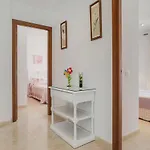 아파트 Juan 2 *
